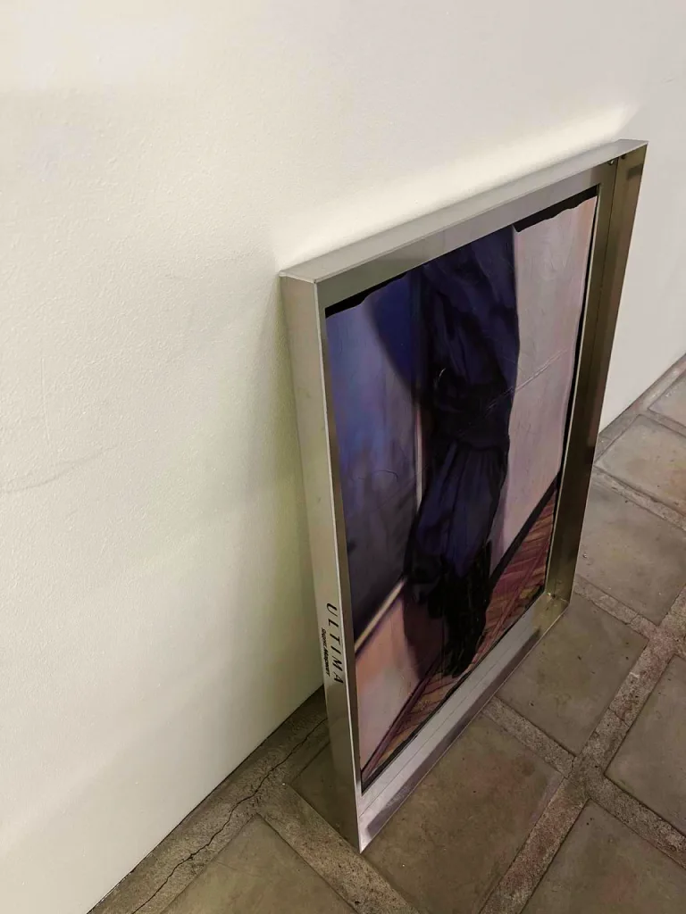 Wooden case for a painting